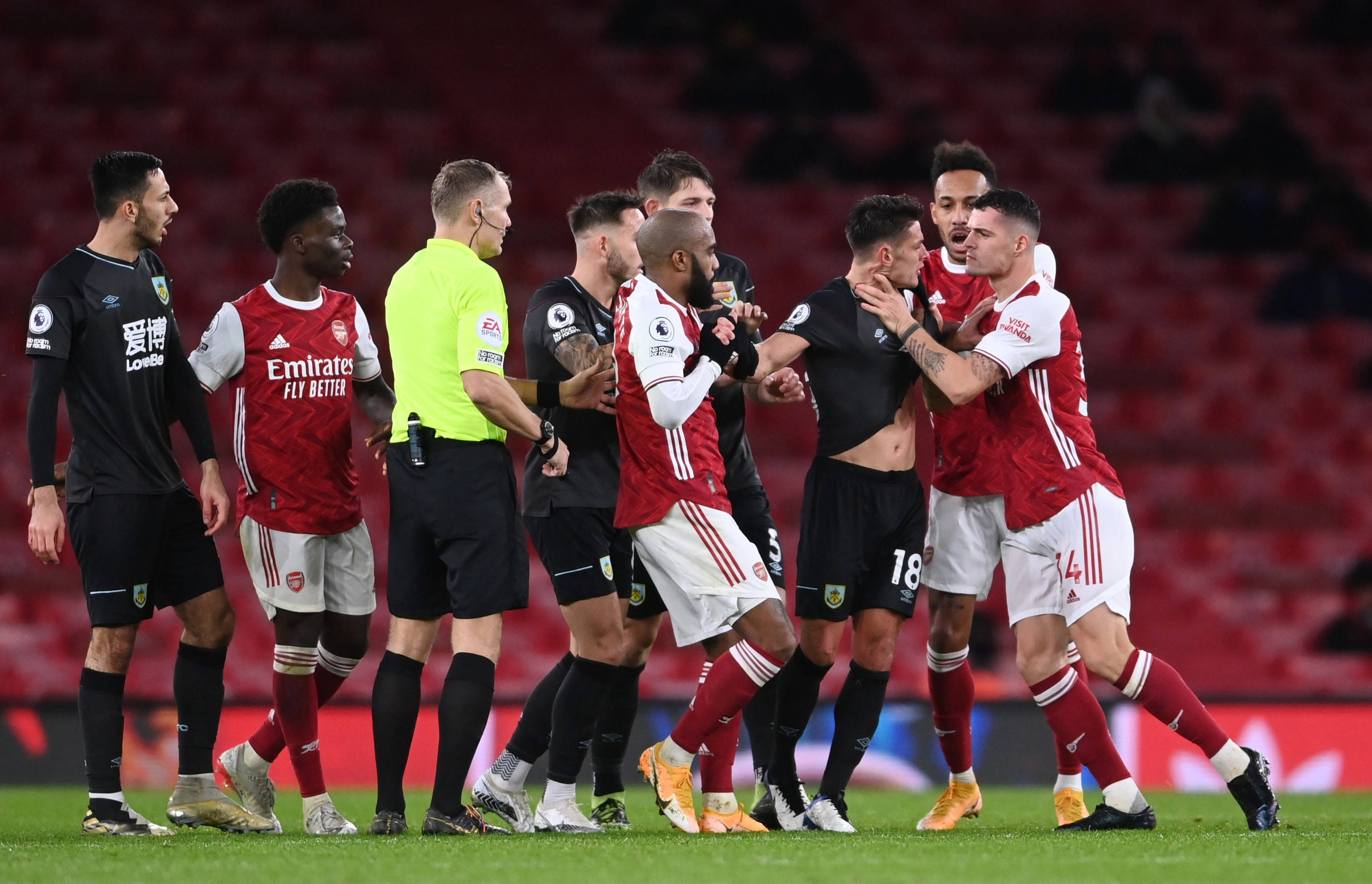 将有助于他 将有助于他