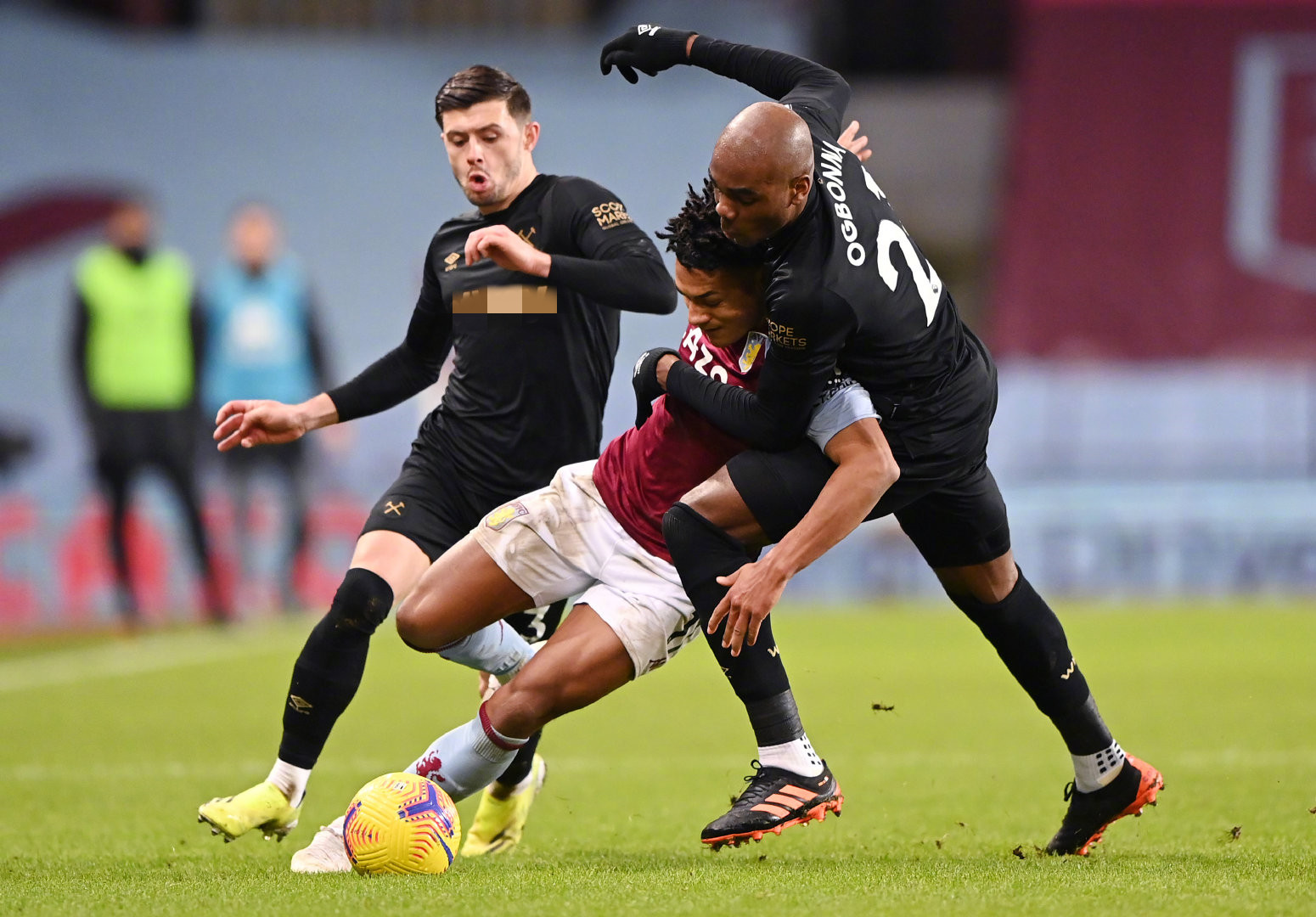 位球员的空 位球员的空