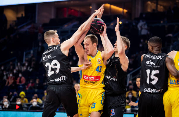 的比赛氛围 的比赛氛围